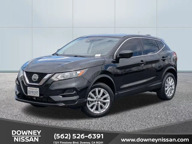 2020 Nissan Rogue Sport S FWD's photo