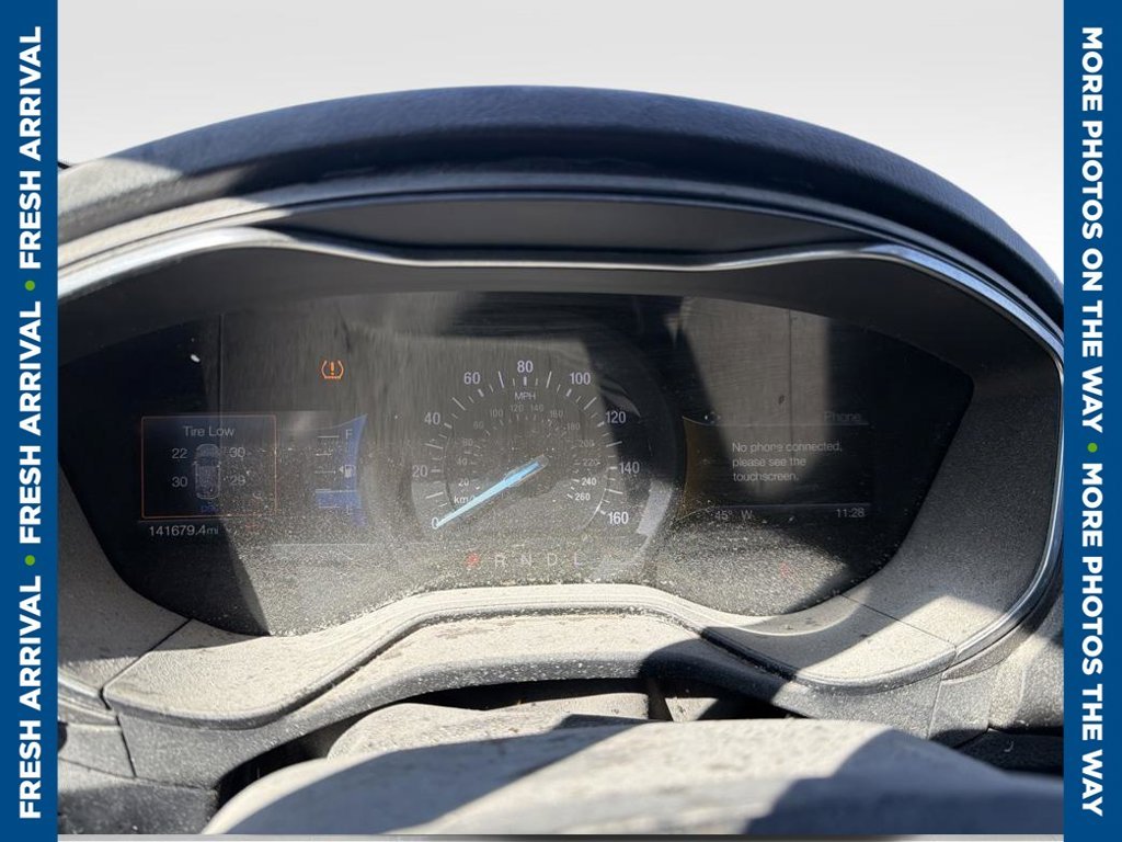 Used 2020 Blue Ford SE image 1