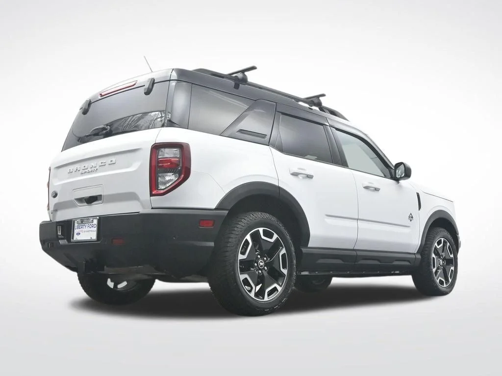 Used 2023 Oxford White Ford Outer Banks image 44