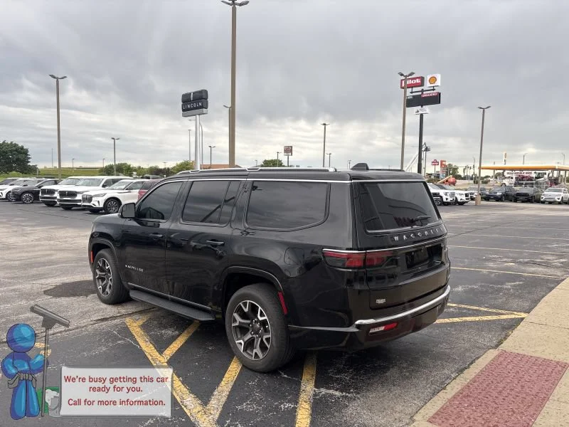 Used 2023 Diamond Black Crystal Pearlcoat Jeep Series III image 3