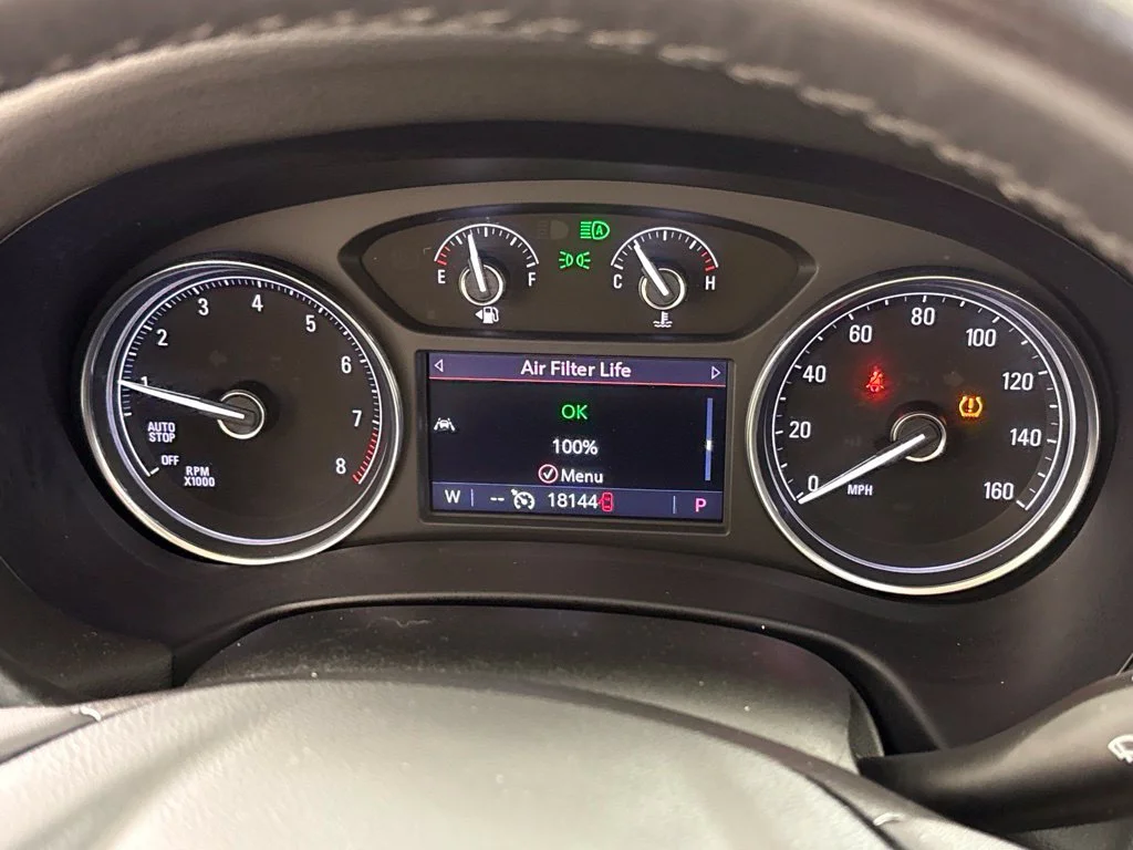 Used 2023 Black Buick Essence image 35