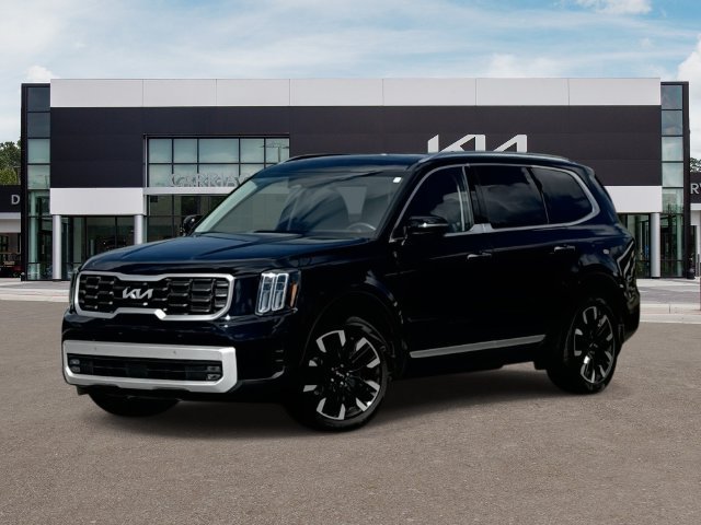 Used 2025 Black Kia SX image 1