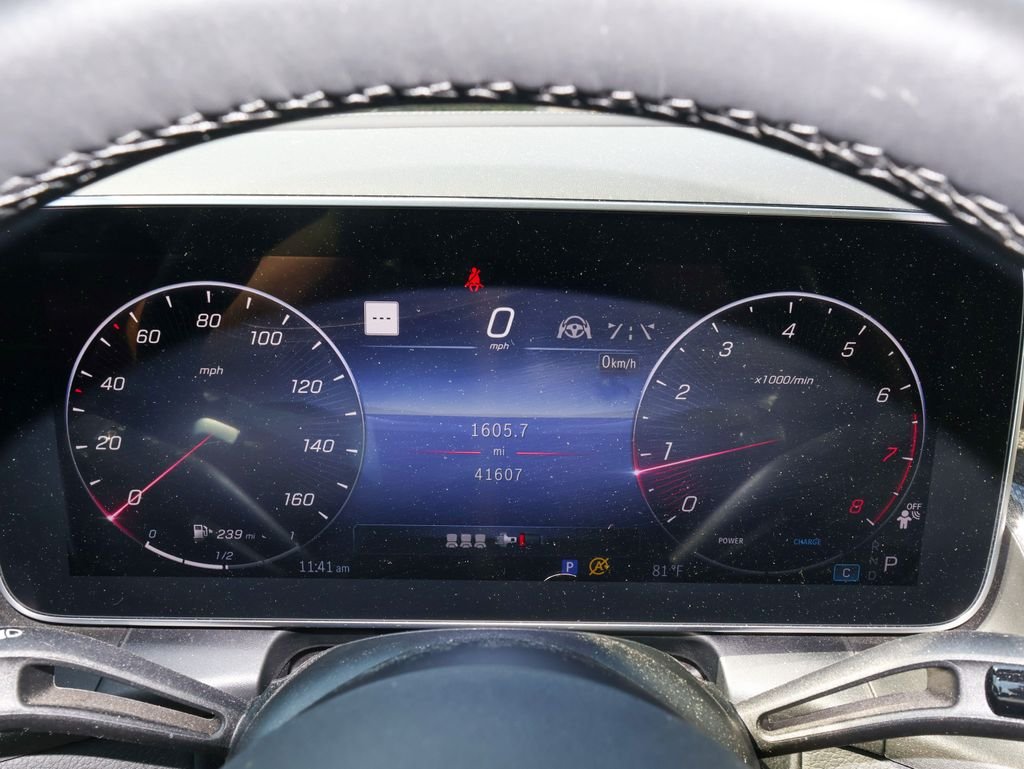 Used 2023 Silver Mercedes-Benz GLC 300 image 23