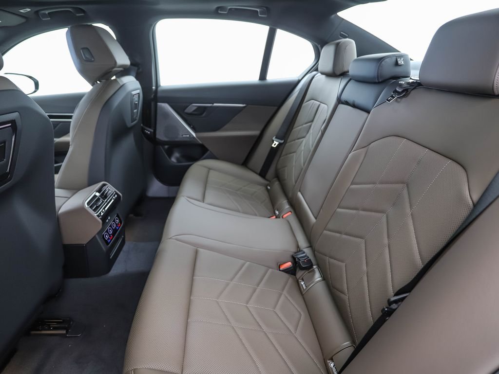 2026 BMW 5 Series 530i - Photo 23