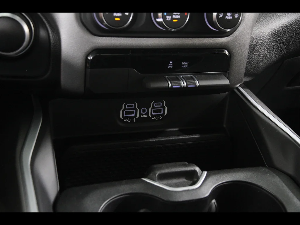 Used 2020 GRAY Ram Big Horn image 15