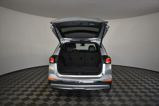 Used 2022 Silver Chevrolet RS image 23