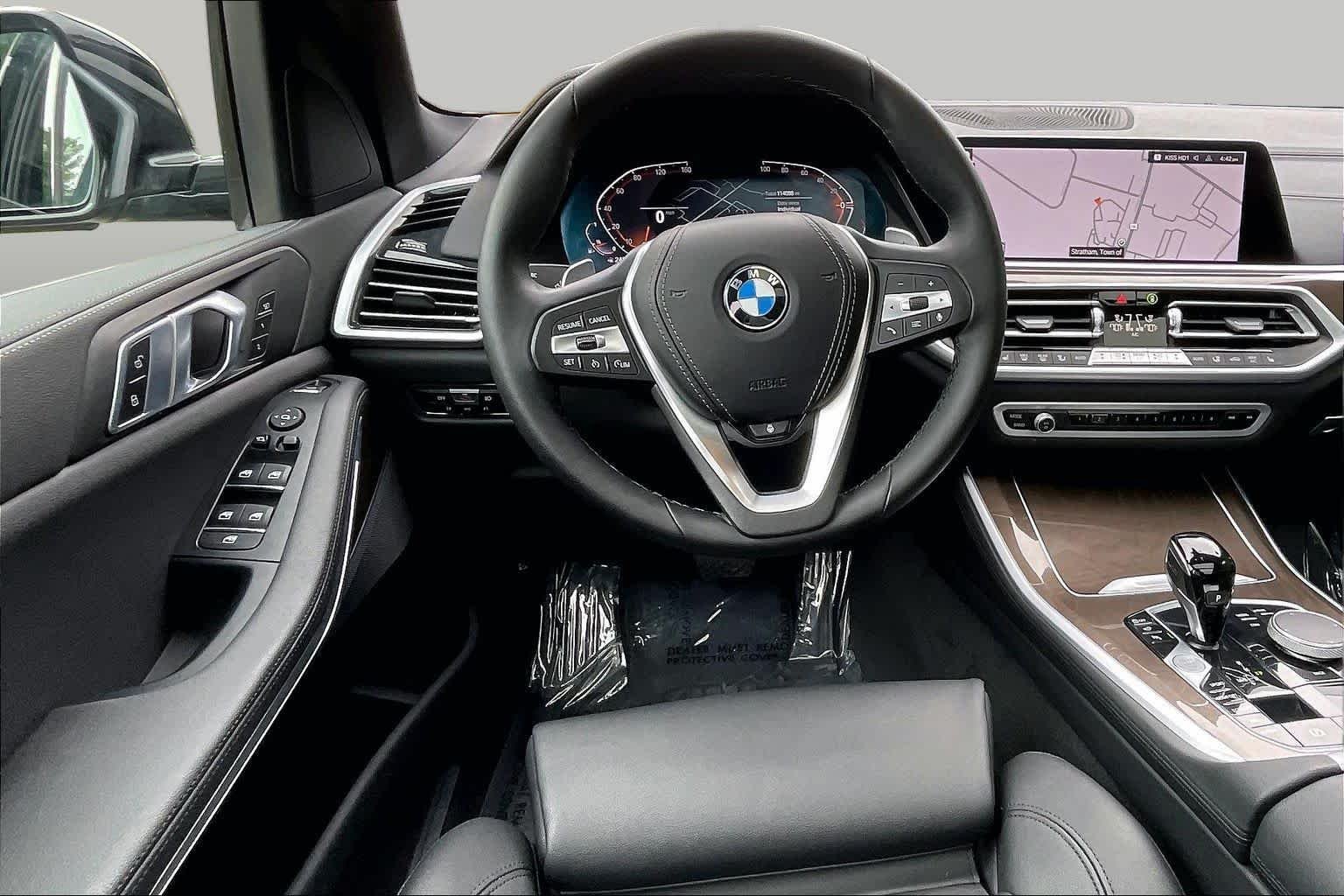 Used 2022 Black Sapphire Metallic BMW xDrive40i image 5