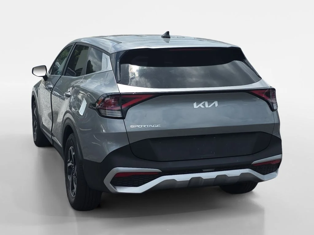 2025 Kia Sportage LX - Photo 6