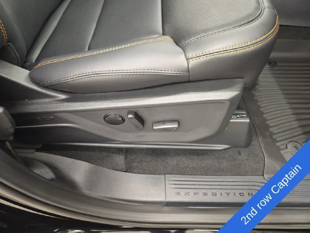 New 2027 Agate Black Metallic Ford Tremor® image 13