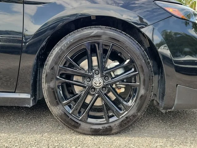 2025 Toyota Camry LE - Photo 6