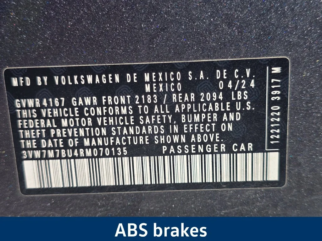 Certified Used 2024  Volkswagen 1.5T SE image 10