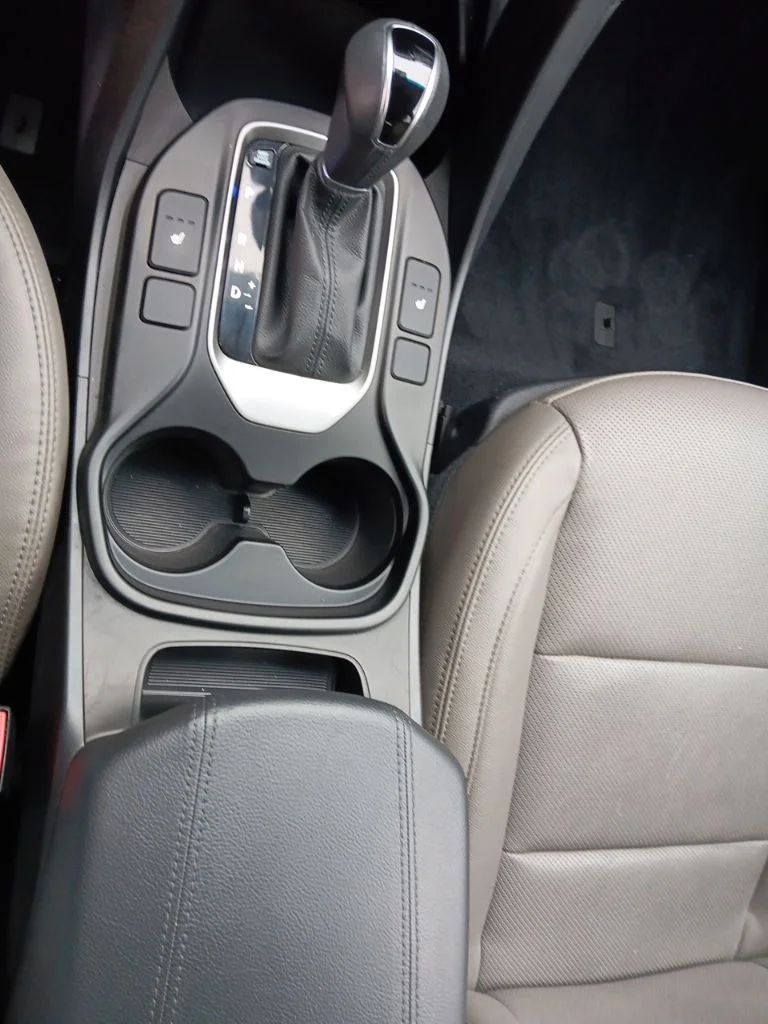 Used 2018 Pearl White Hyundai 2.4 Base image 25