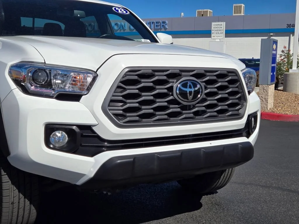 Used 2023 Ice Cap Toyota SR image 8