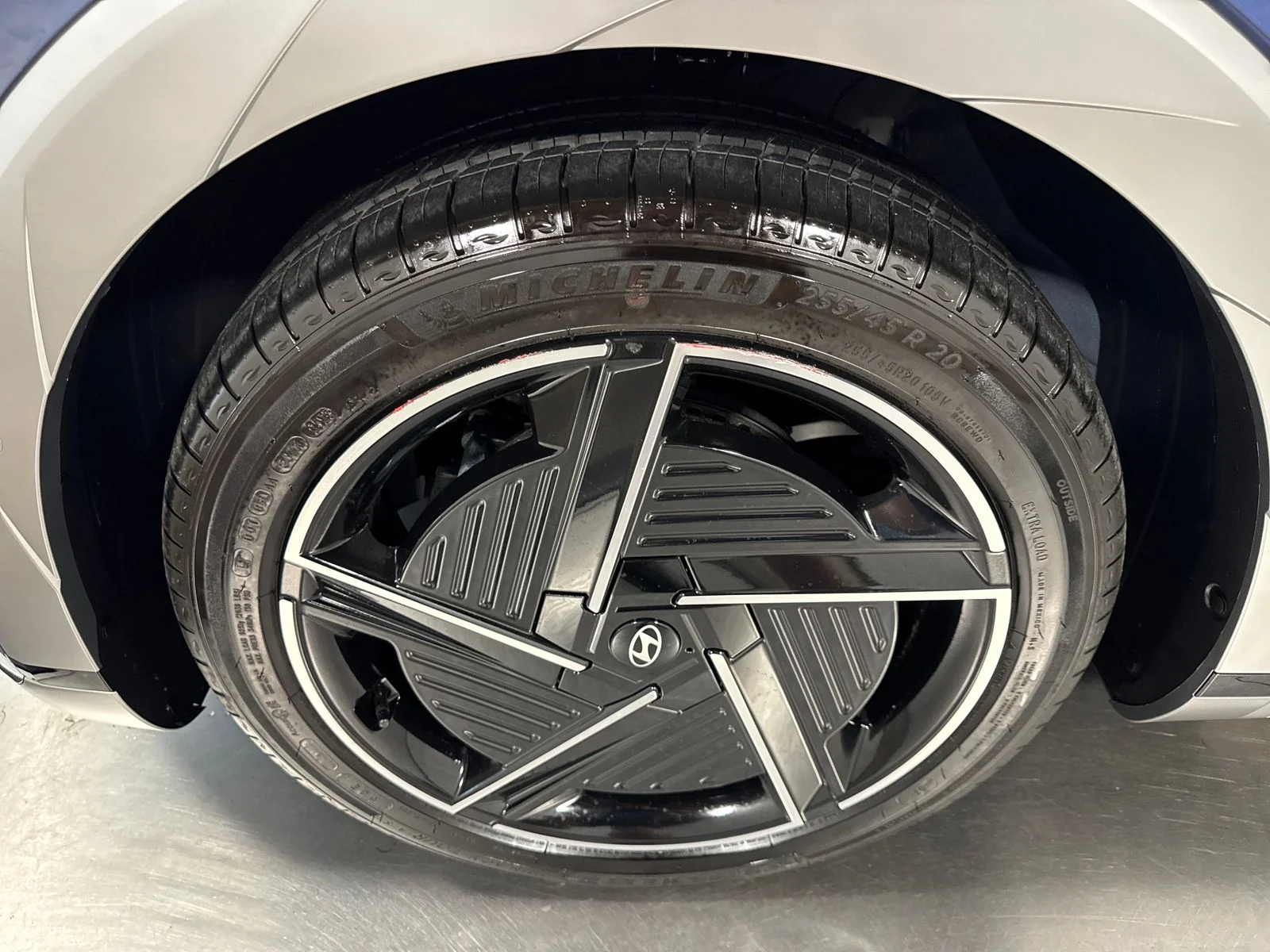 Used 2026 Cosmic Blue Hyundai Limited image 2