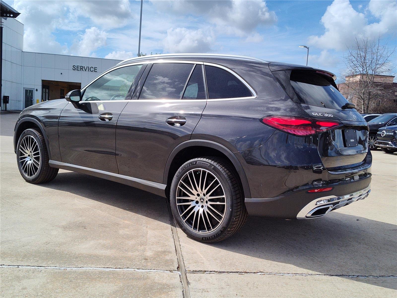 New 2026 Graphite Grey Metallic Mercedes-Benz GLC 300 image 3