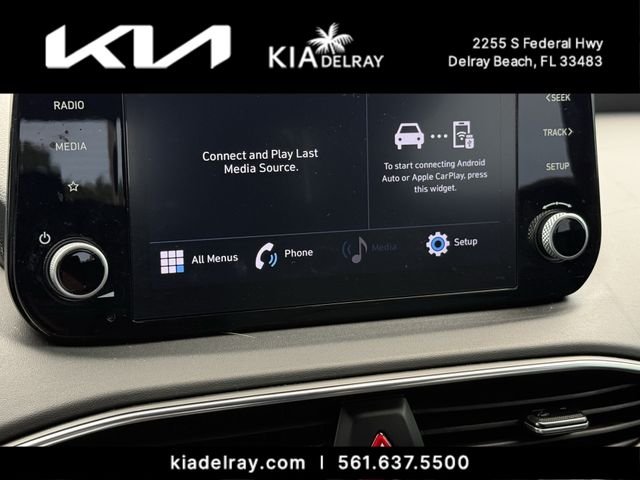 Used 2023 Silver Hyundai SE image 17