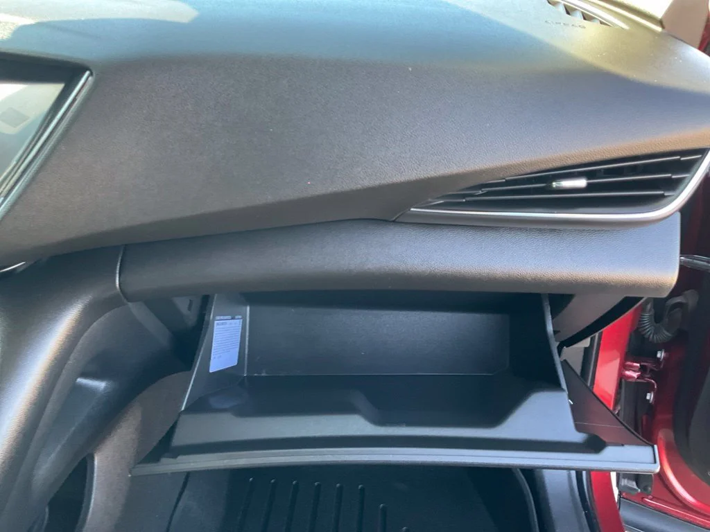 Used 2022 Red Buick Preferred image 30