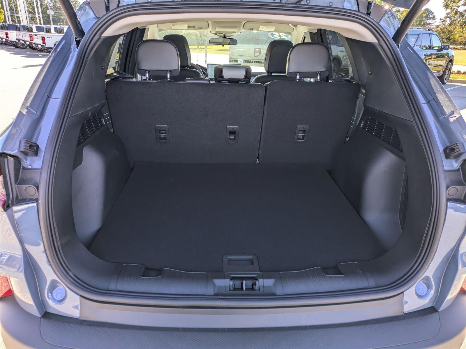 New 2025 Vapor Blue Metallic Ford PHEV image 33