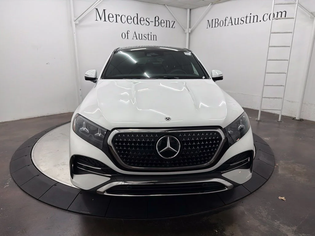 New 2027 White Mercedes-Benz GLE 450 Coupe image 2