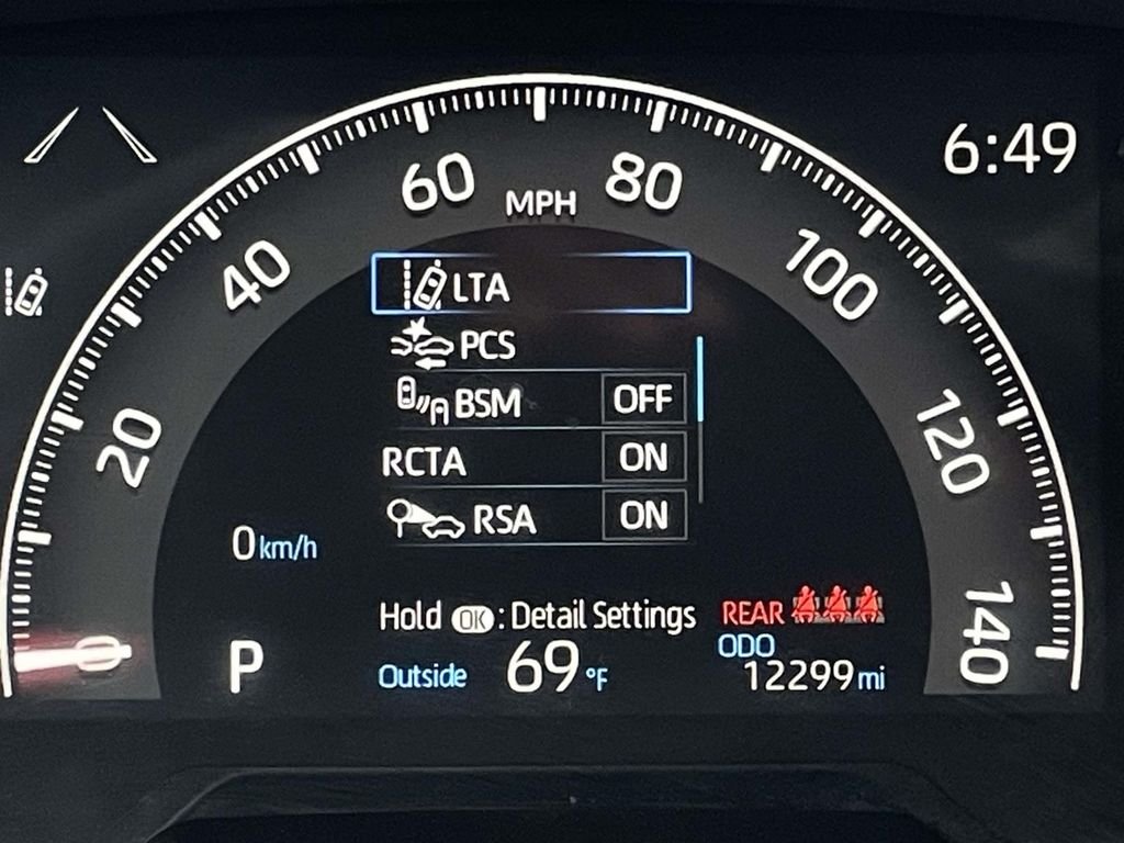 2025 Toyota RAV4 XLE Premium - Photo 15