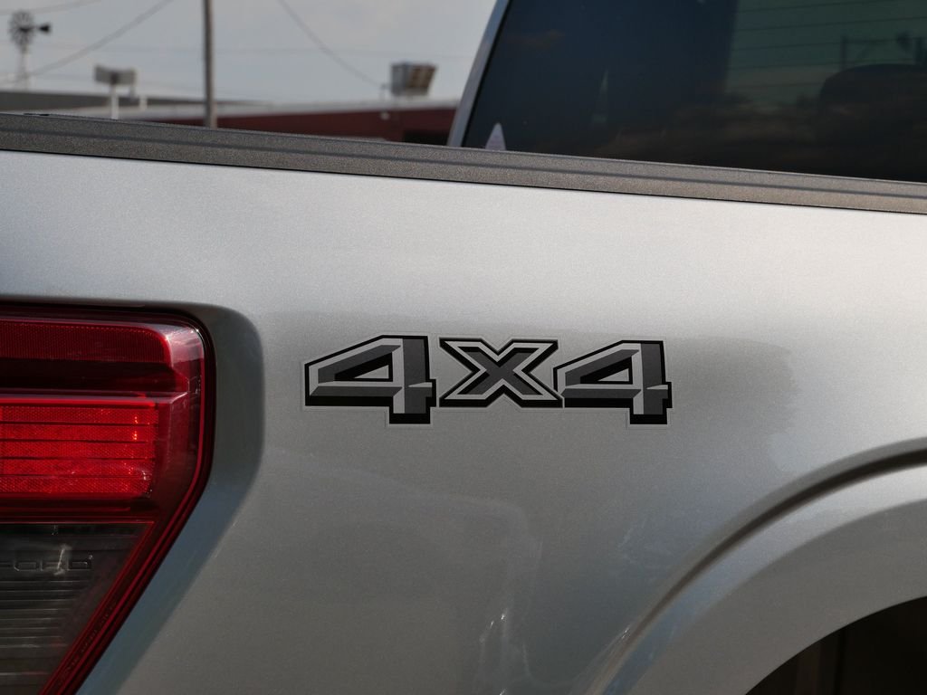 Used 2025 Silver Ford XLT image 8