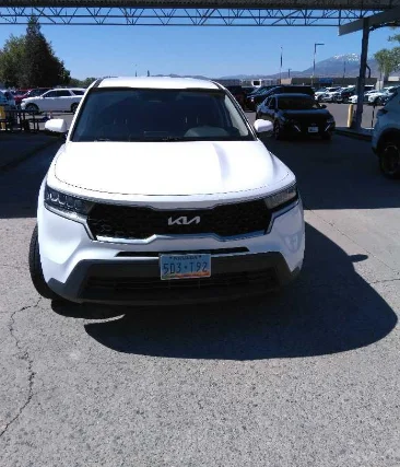2022 Kia Sorento LX AT 4WD's photo