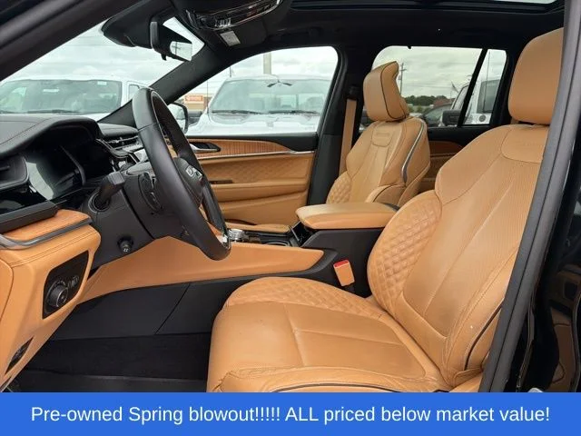 Used 2022 Black Jeep Summit image 21