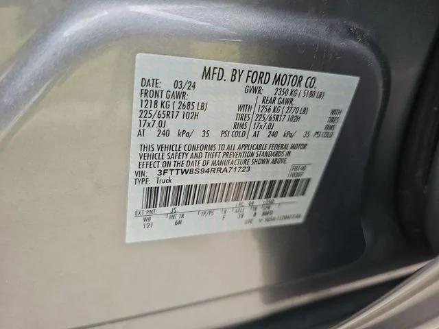 Used 2024 Silver Ford Lariat image 33