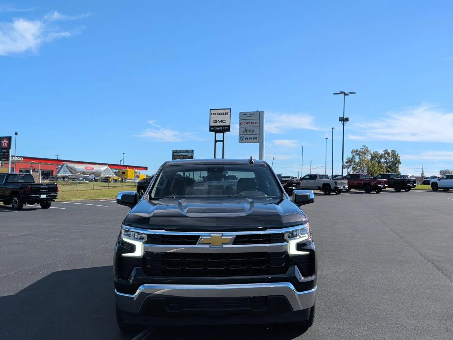 Used 2024 Dark Ash Metallic Chevrolet LT (2FL) image 8