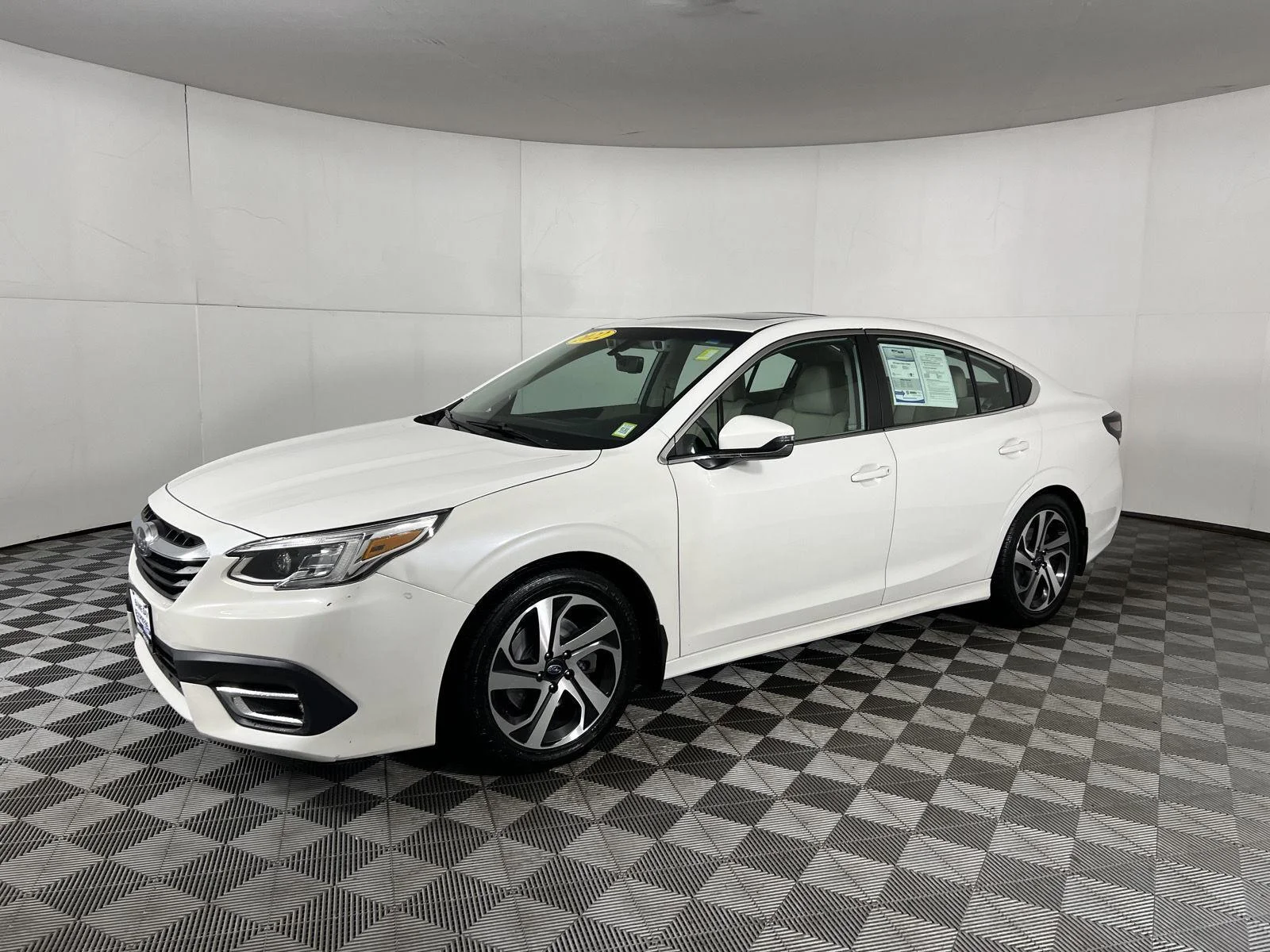Used 2022 Wh Subaru Limited image 40