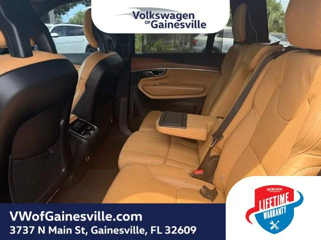 Used 2018 Onyx Black Metallic Volvo Inscription image 14