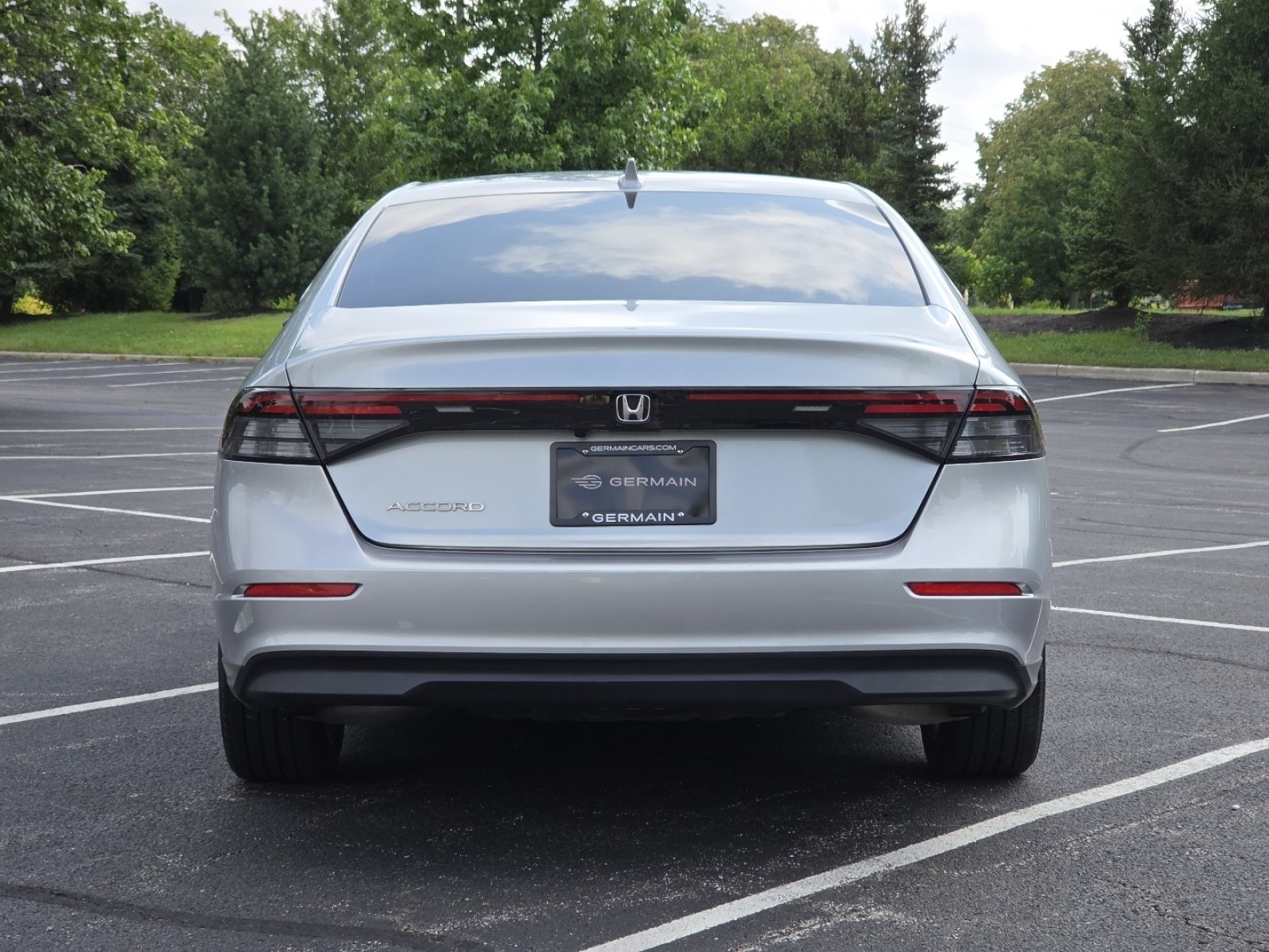 Certified Used 2024 Solar Silver Metallic Honda EX image 19