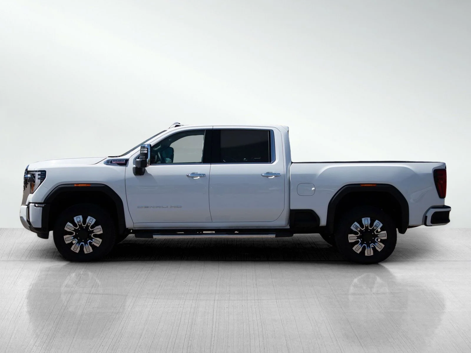 Used 2025 GMC Sierra 3500HD Denali with VIN 1GT4UWEY3SF214990 for sale in Roseville, Minnesota