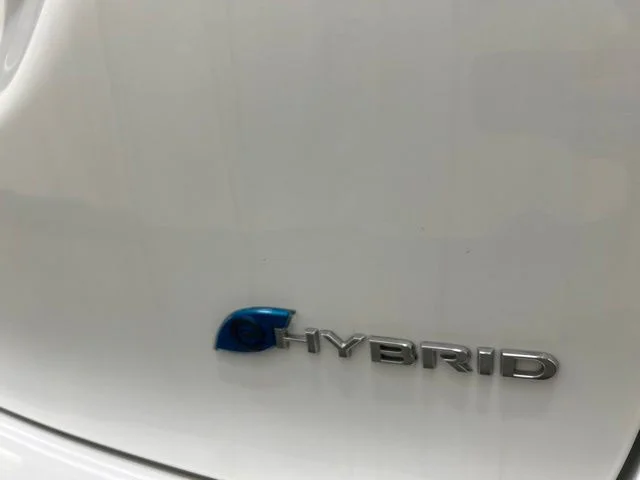 Used 2023 White Chrysler Touring L image 27