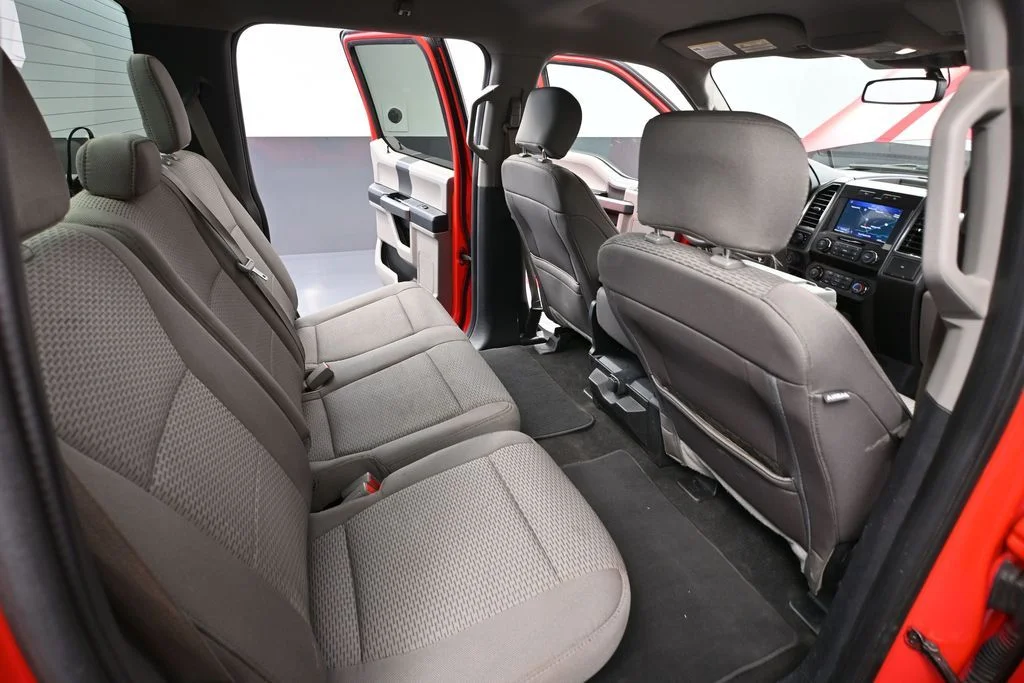 Used 2020 Red Ford XLT image 32