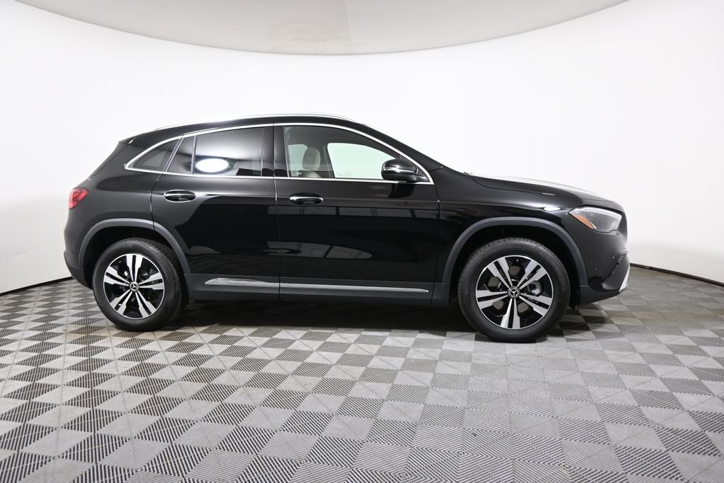 New 2026 Night Black Mercedes-Benz GLA 250 image 8