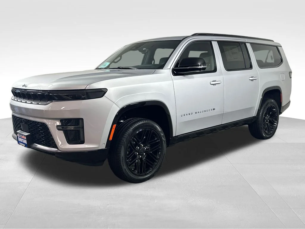 New 2026 Silver-Zynith Exterior Paint Jeep Limited Reserve image 4