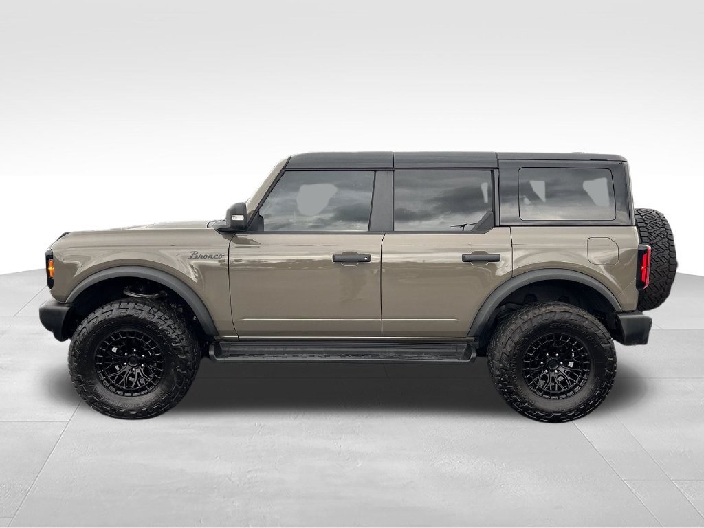 Used 2025 Gray Ford Outer Banks image 2