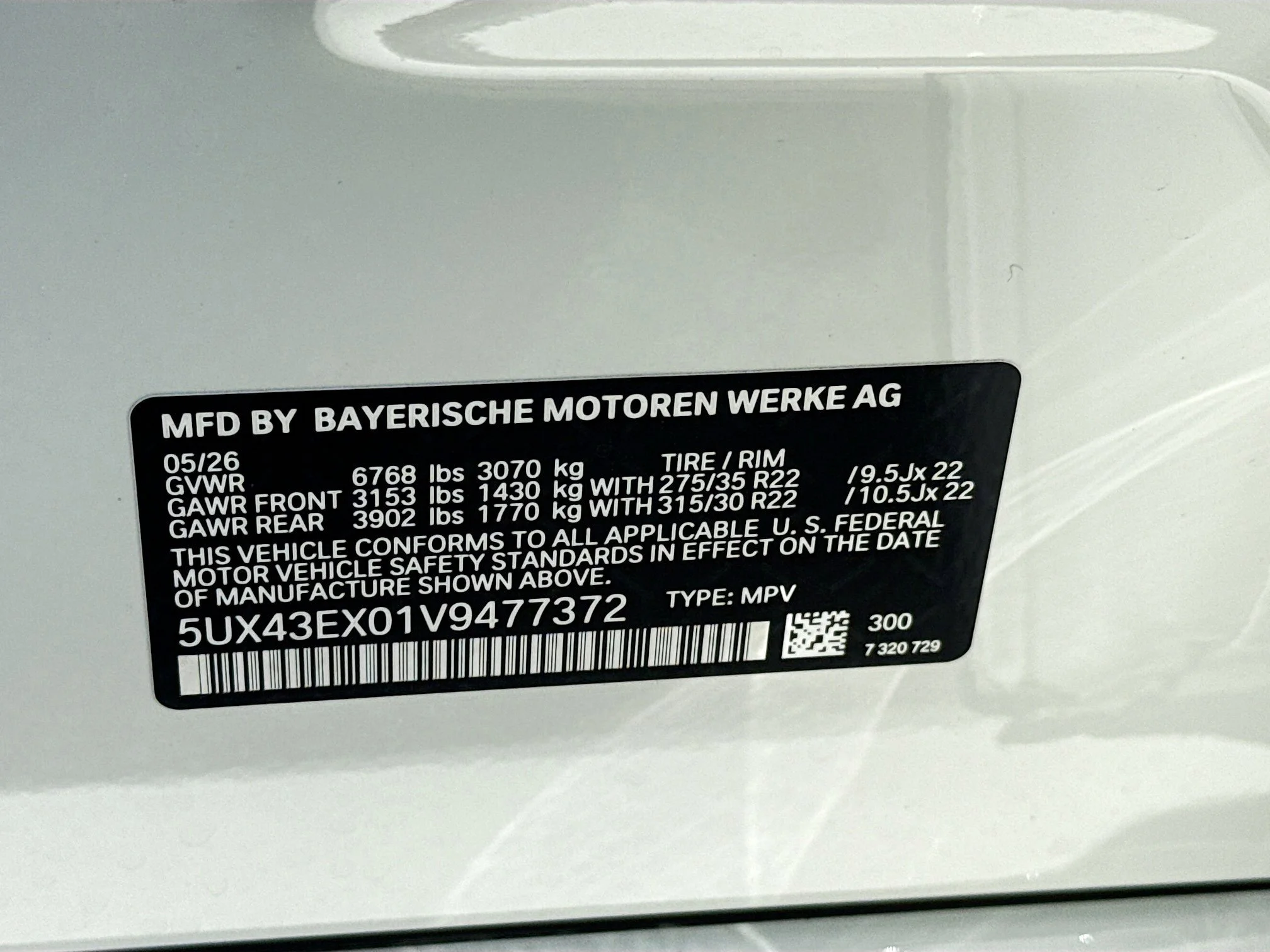 New 2027 Alpine White BMW M60i image 44