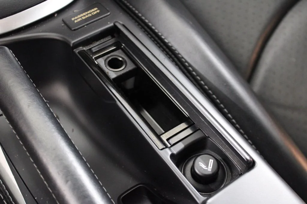 Used 2012 Platinum Silver Metallic Porsche Carrera S image 32