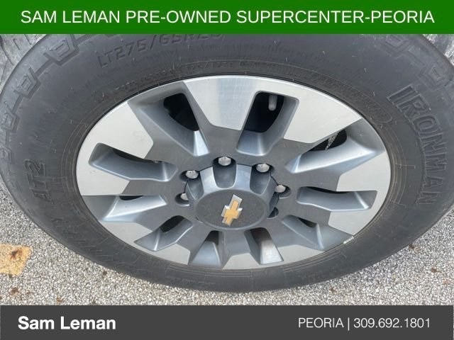 Used 2022 Black Chevrolet Custom image 8
