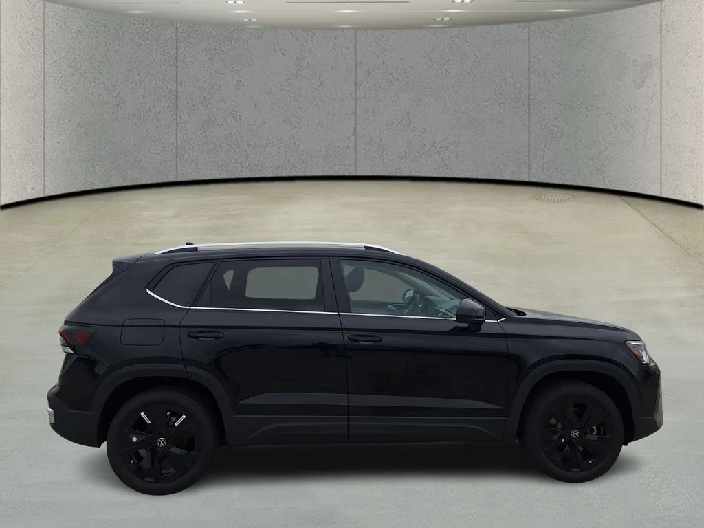 New 2026 Black Volkswagen 1.5T SE image 6