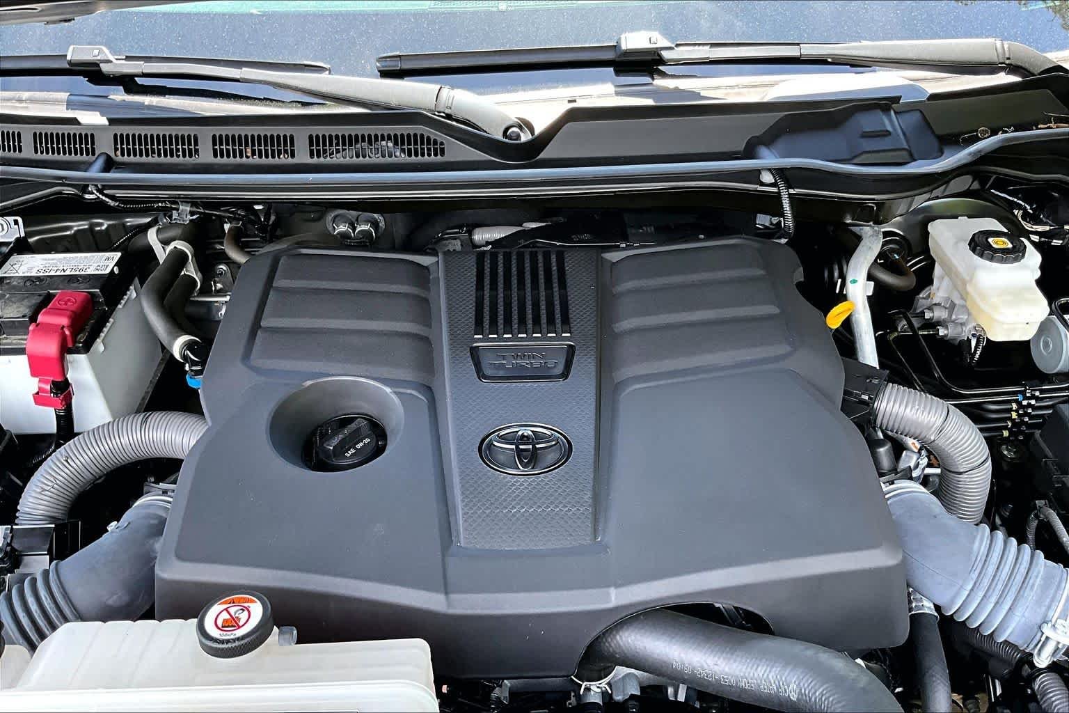 Used 2023 Magnetic Gray Metallic Toyota SR5 image 32