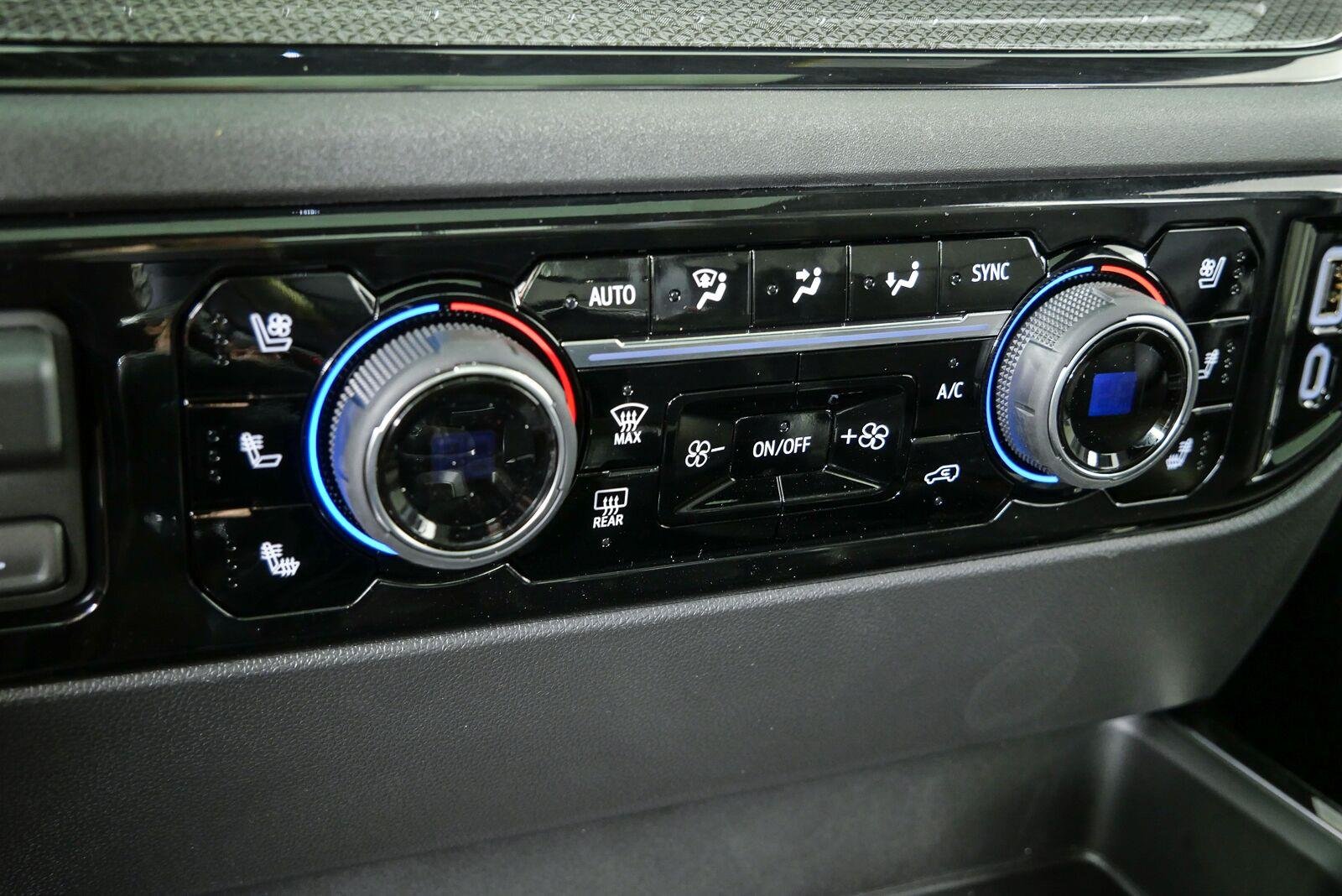 2026 Chevrolet Silverado 1500 ZR2 - Photo 15