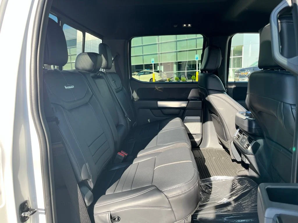 New 2026 White Ford Platinum image 8