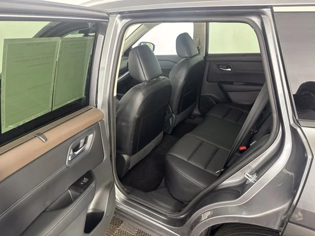 Used 2023 Gray Nissan SV image 31