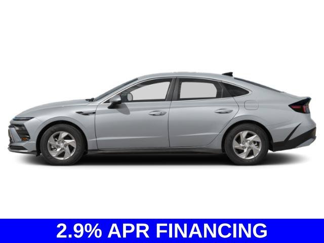 New 2027  Hyundai SE image 3