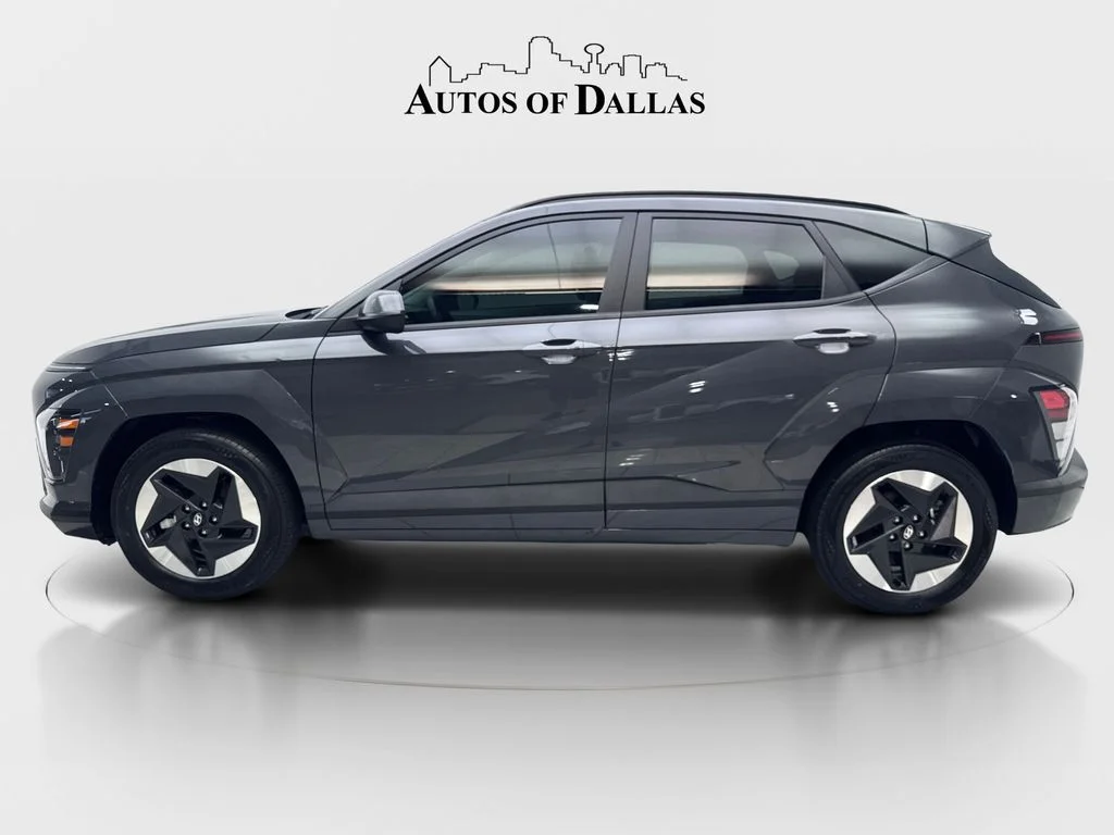 Used 2024 Gray Hyundai SEL image 5