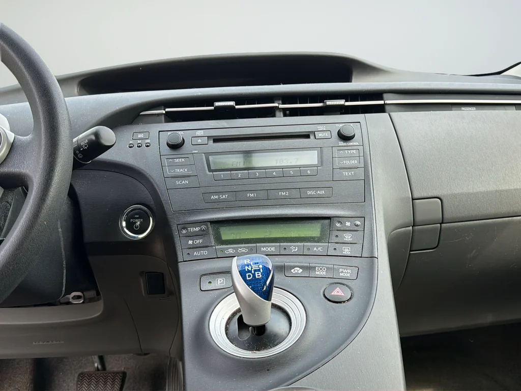Used 2011 Silver Toyota Two image 20