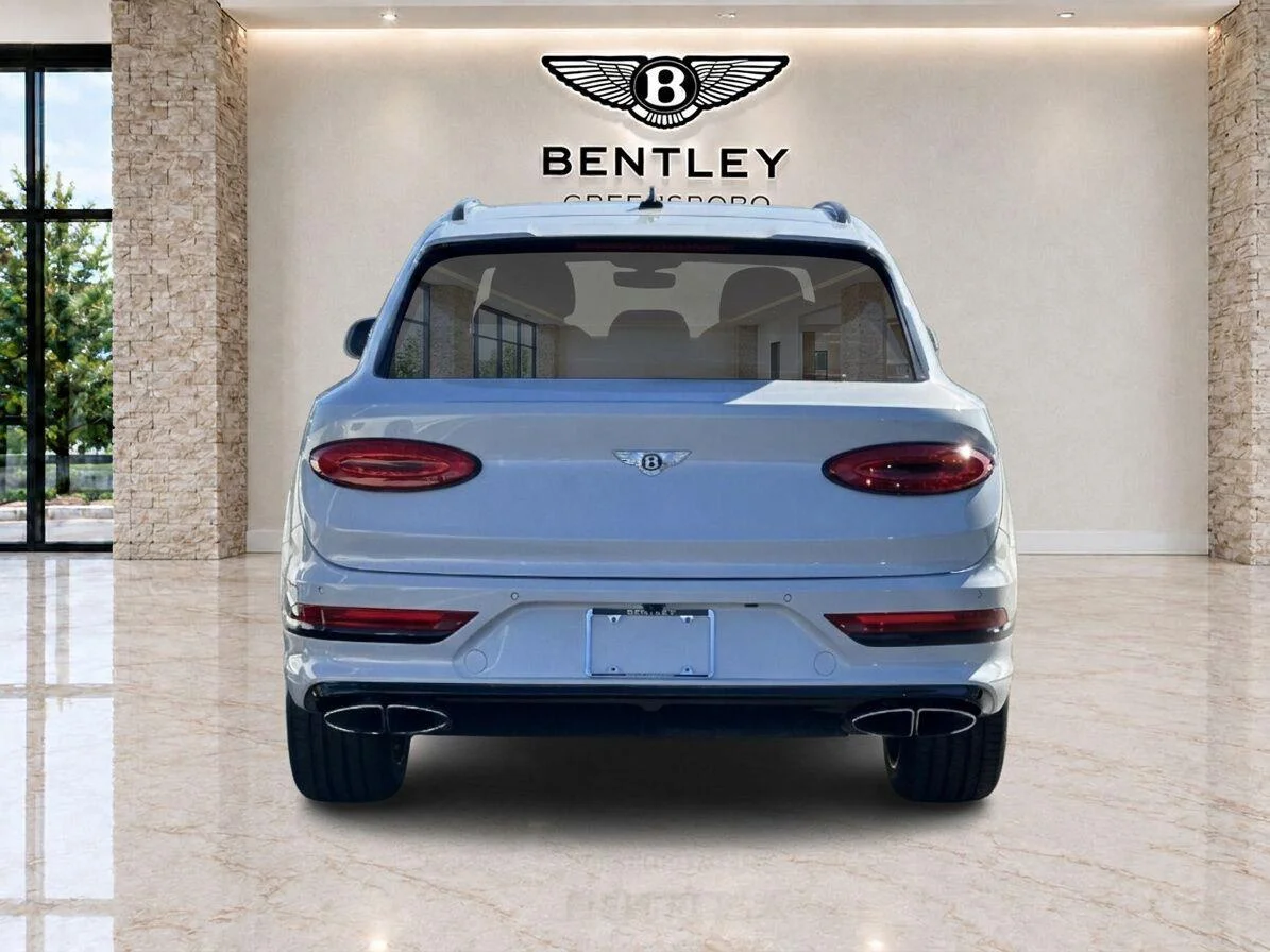 Used 2021 Ghost White Pearlescent Bentley V8 image 4